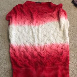 Short sleeve sweater